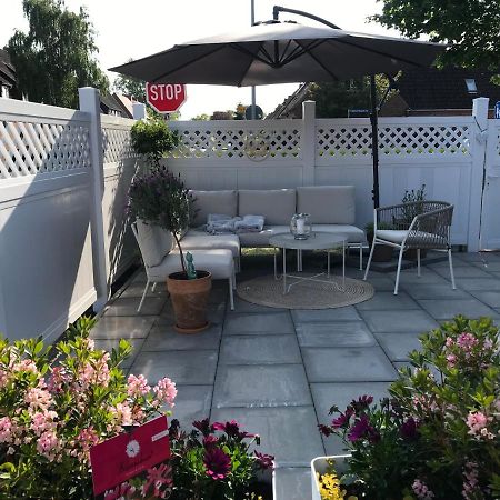 Pension Zur Brandung Busum Exterior photo